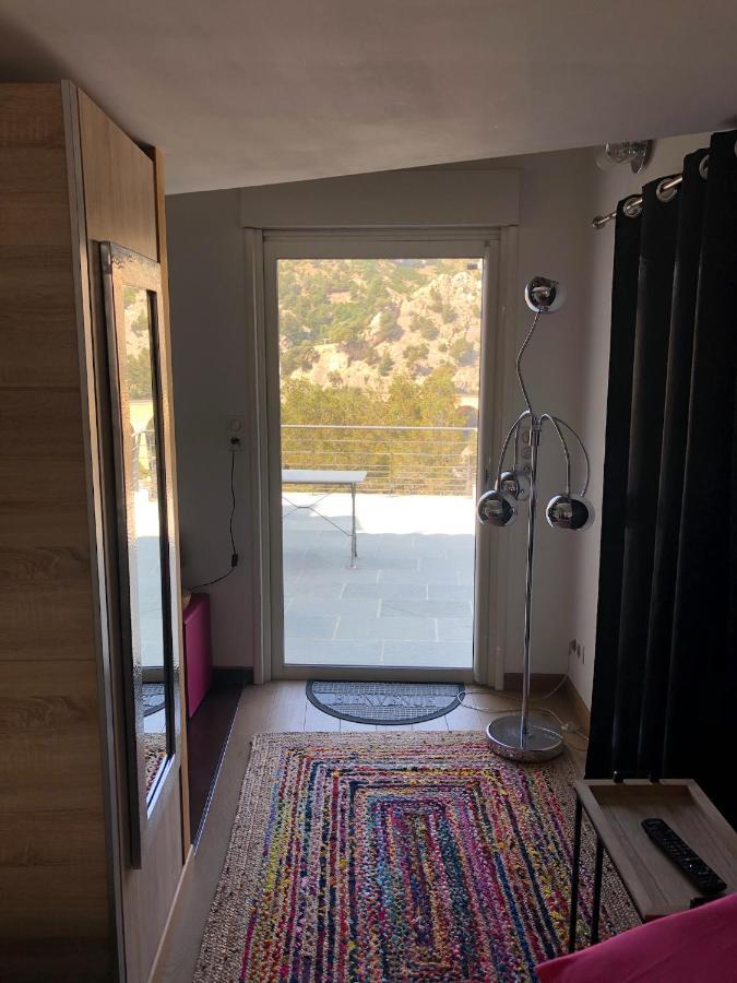 アンシュエス・ラ・ルドンヌ Les Terrasses Des Anthenors Bed & Breakfast エクステリア 写真