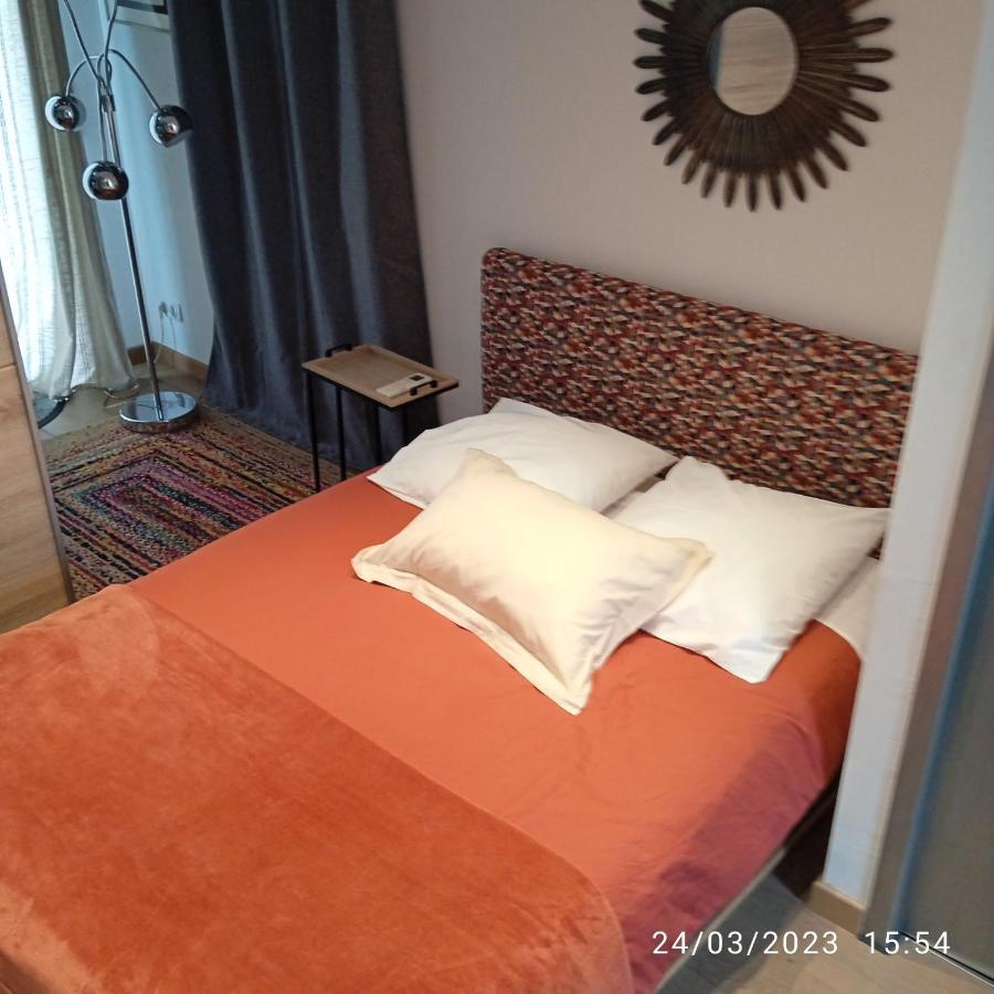 アンシュエス・ラ・ルドンヌ Les Terrasses Des Anthenors Bed & Breakfast エクステリア 写真